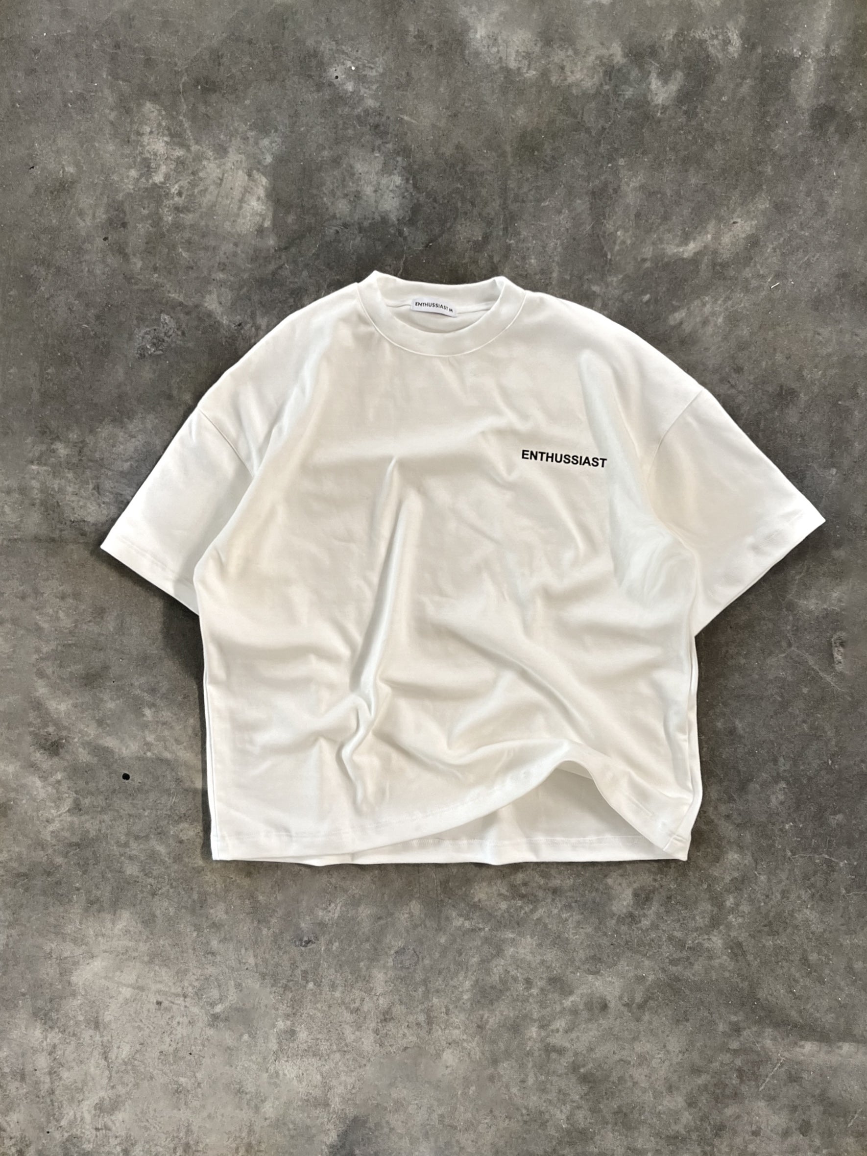 MYTHICAL VINTAGE WHITE T-SHIRT.