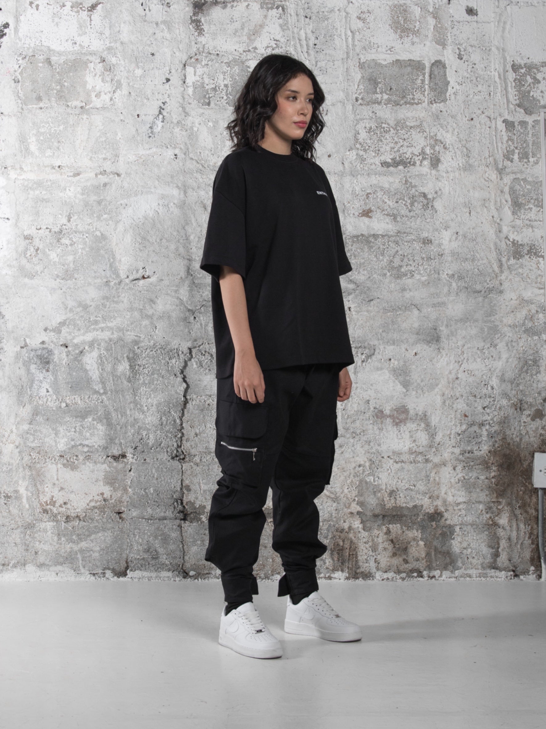 ENTHUSSIAST BLACK T-SHIRT