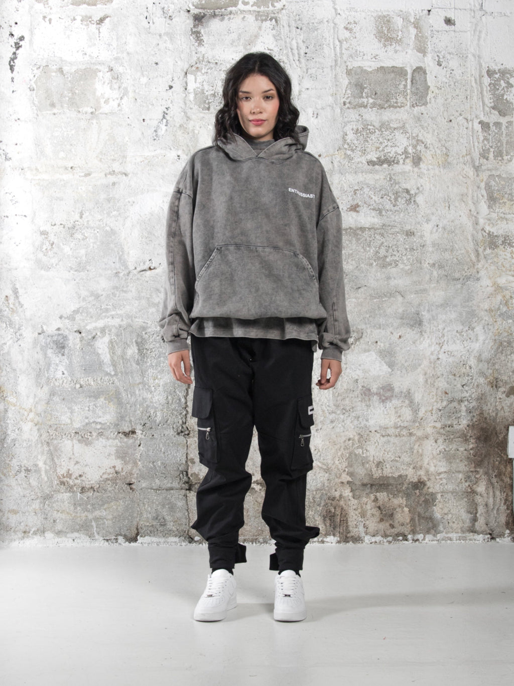 ENTHUSSIAST VINTAGE GREY HOODIE.